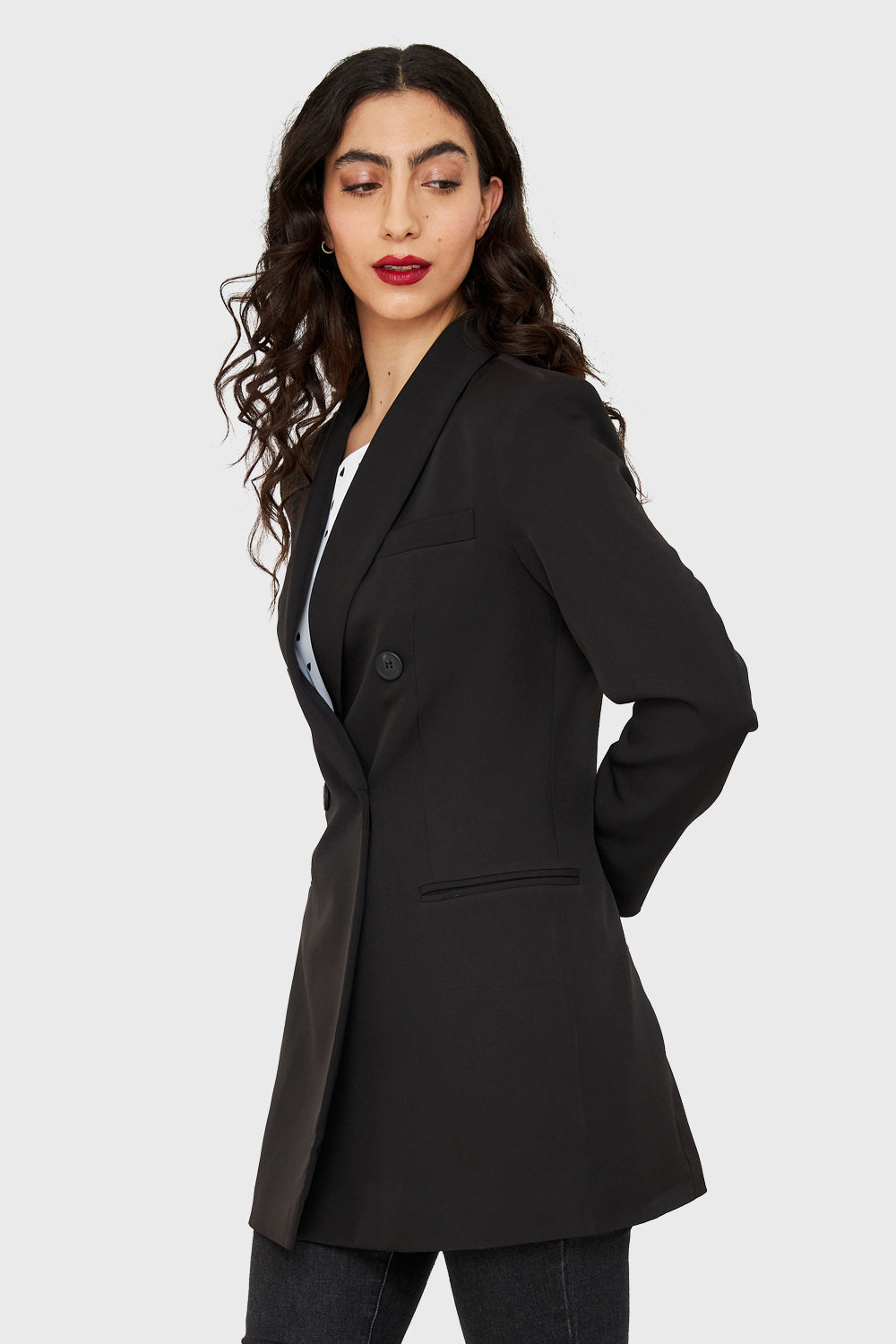 Blazer Largo Cuatro Botones Negro