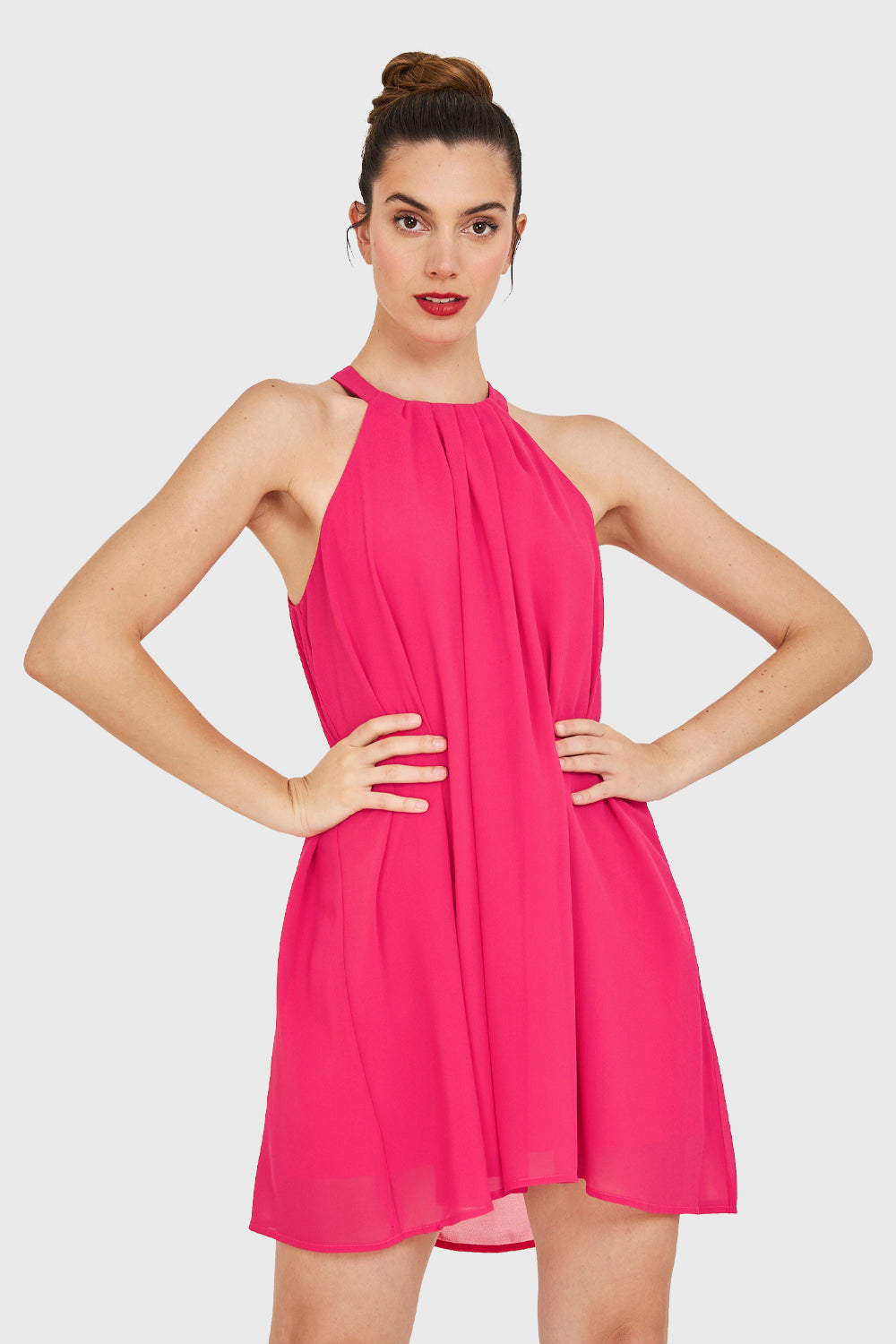 Vestido Corto Halter Fucsia