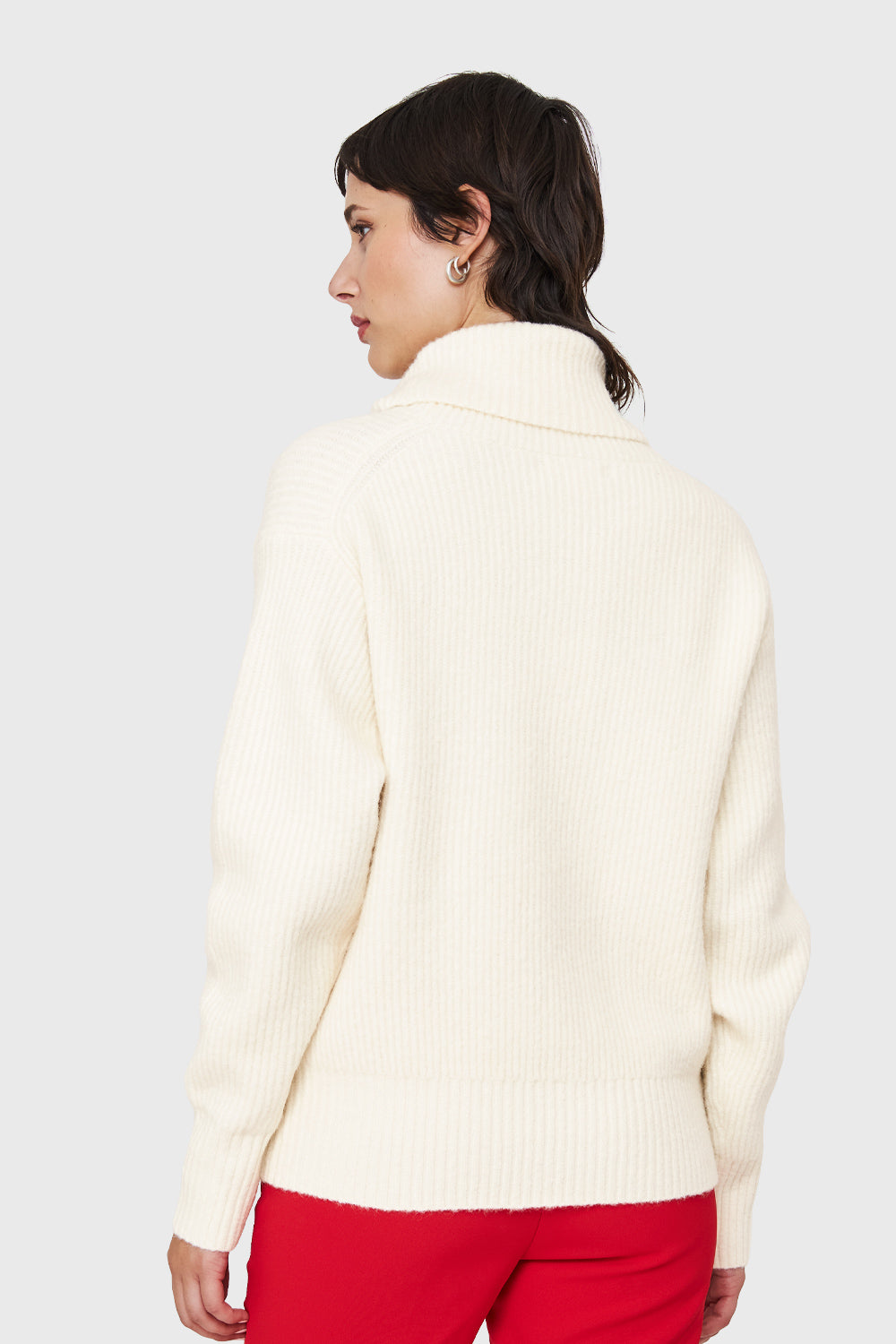 Sweater Acanalado Cuello Alto Blanco Invierno