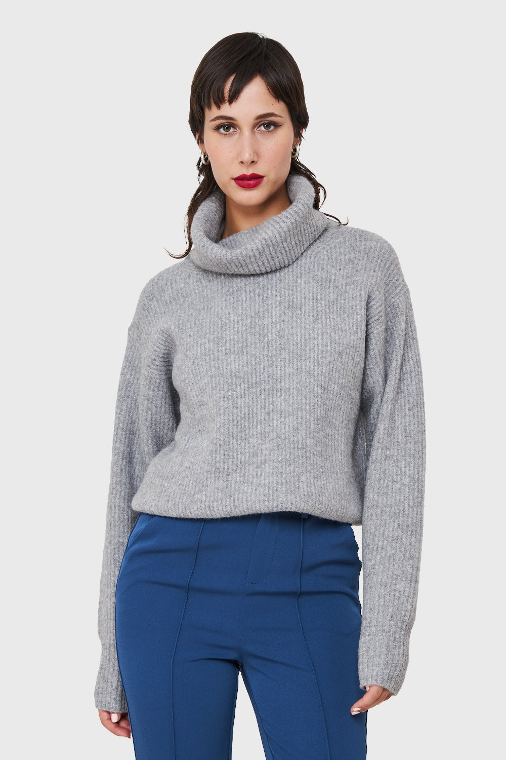 Sweater Acanalado Cuello Alto Gris