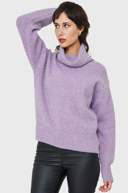 Sweater Acanalado Cuello Alto Lila