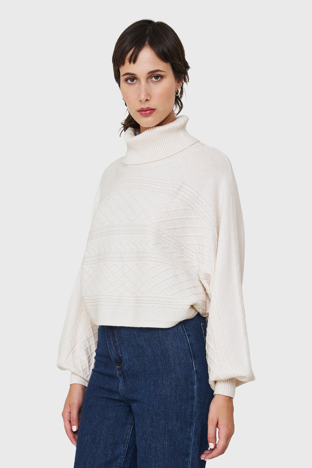 Sweater Crop Manga Murciélago Blanco