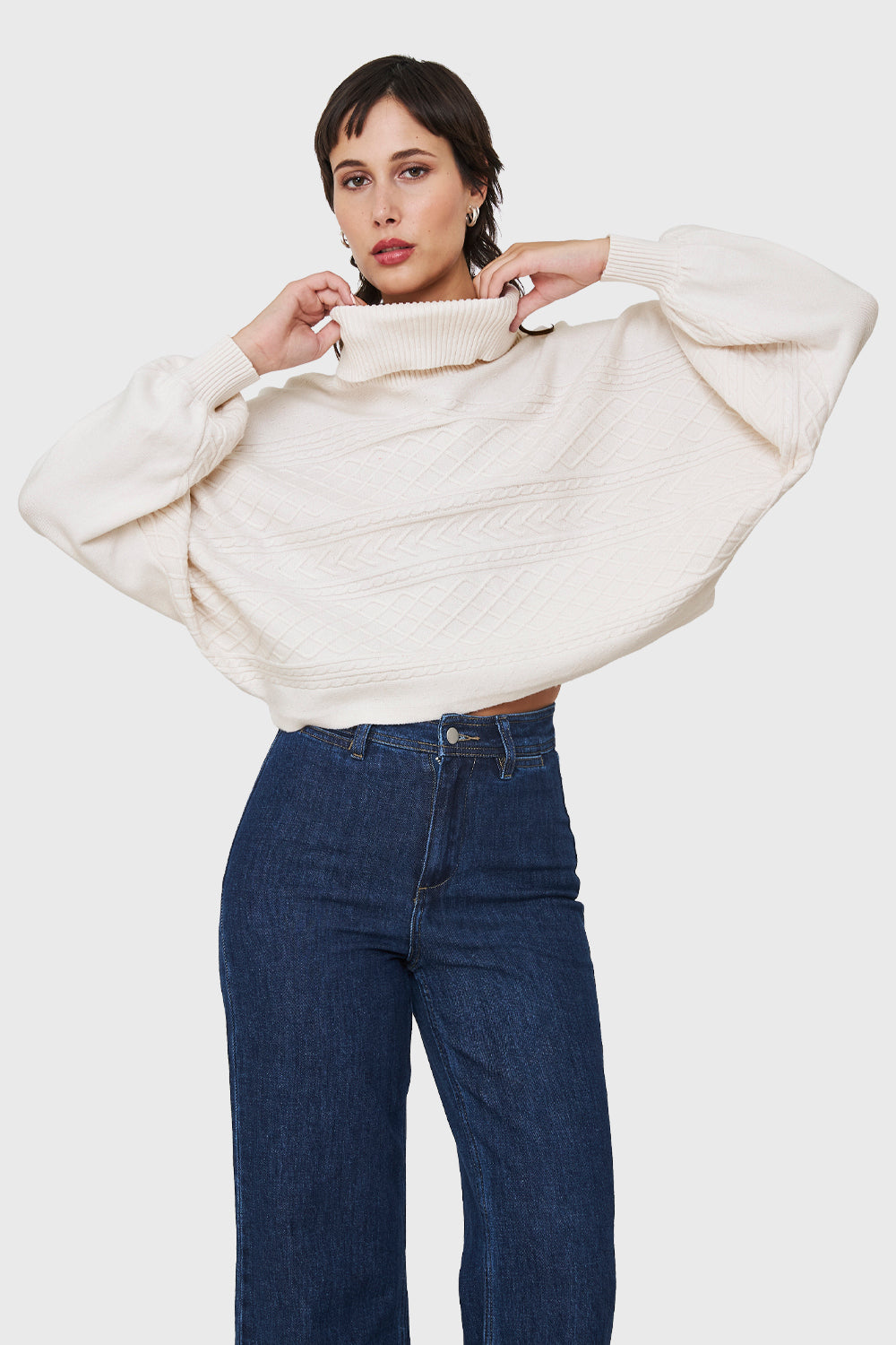 Sweater Crop Manga Murciélago Blanco