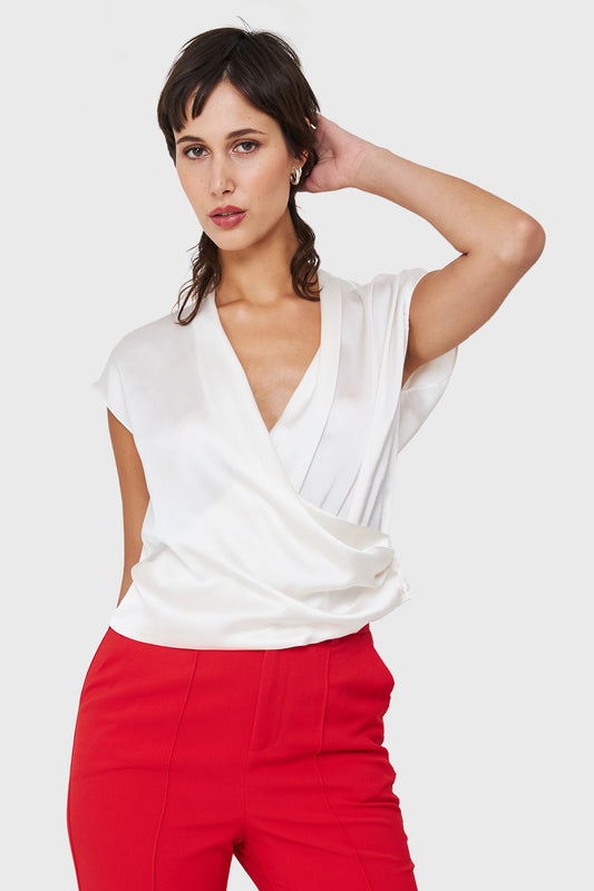 Blusa Efecto Cruzado Tipo Satín Blanco