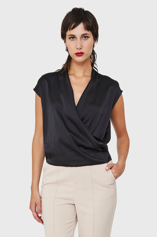 Blusa Efecto Cruzado Tipo Satín Negro