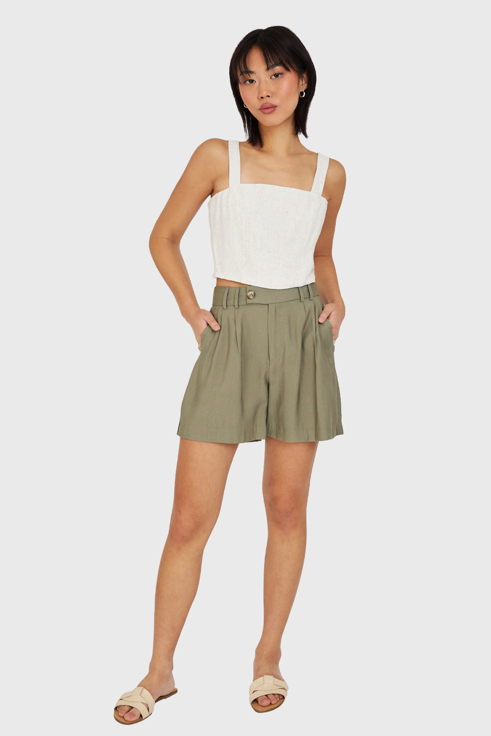 Short Holgado Verde Musgo